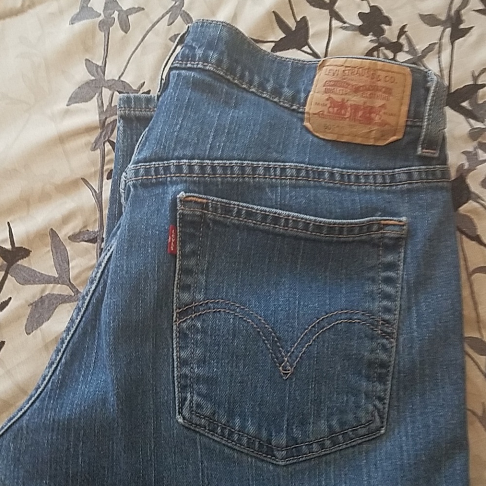 Women's Levi's